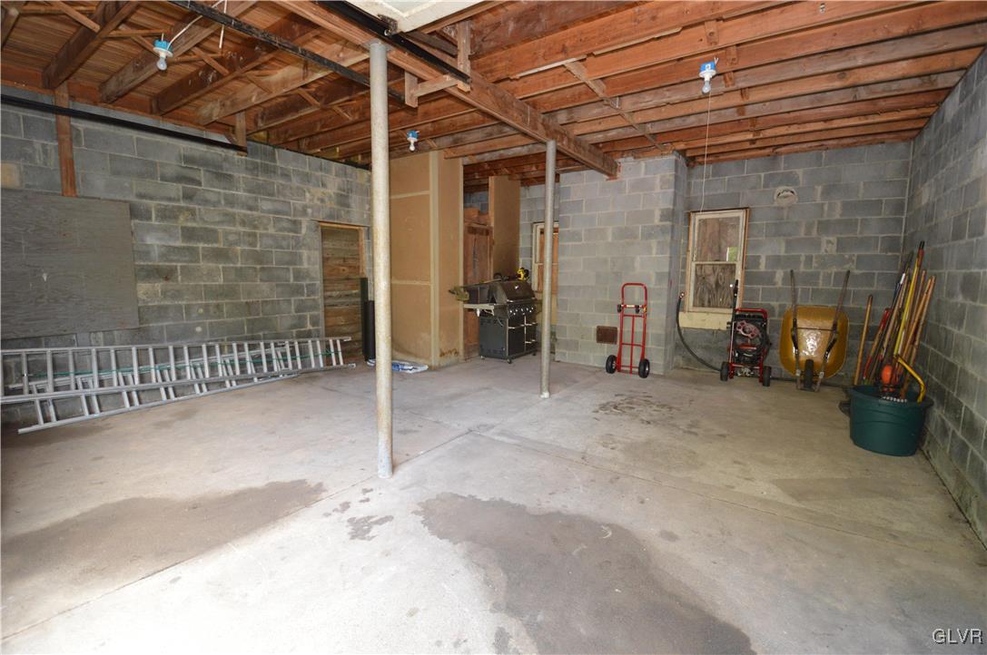 625 Turkey Ridge Road Mount Bethel, PA 18343 - Photo 43 of 43 a view of a room with gym equipment