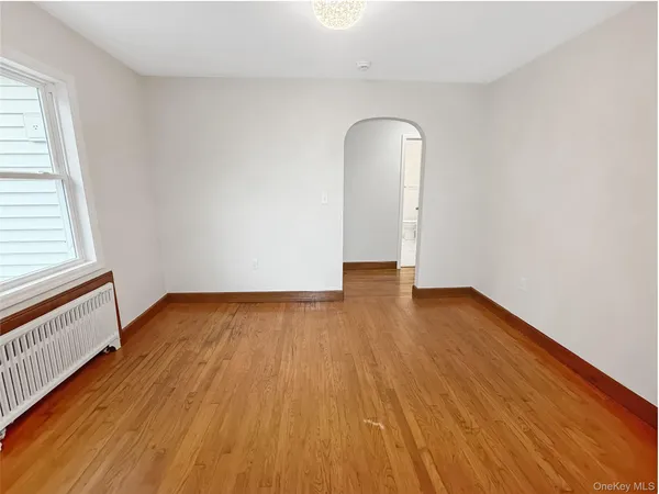 $3,000 | 4332 Albany Post Road, Unit 5, Hyde Park, NY 12538