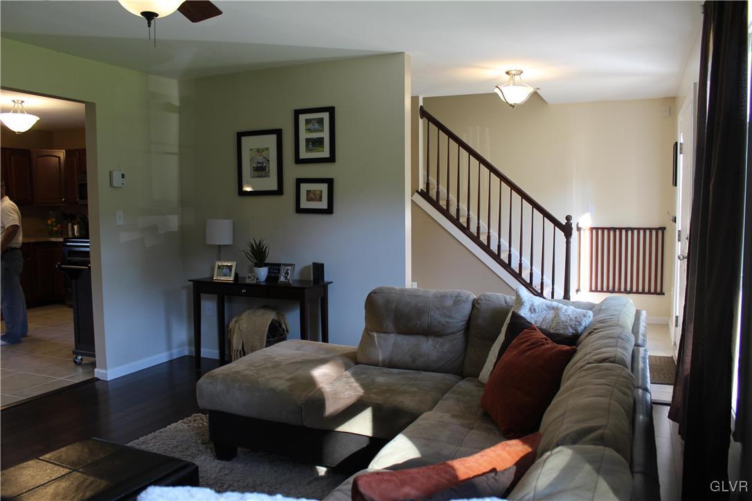 93 Fawn Road Jim Thorpe, PA 18229 - Photo 3 of 27 Gallery Image 3