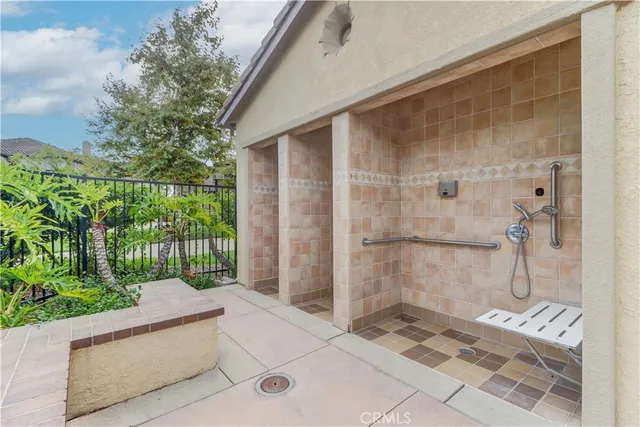 $725,000 | 6860 Ivy Creek Way, Moorpark, CA 93021