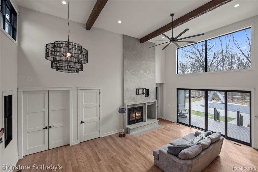 4286 Center Road Linden, MI 48451 - Photo 10 of 70 Gallery Image 10