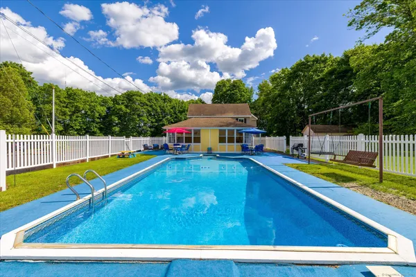 $264,900 | 34 Pleasant Street, Unit 8, Plainfield, CT 06374