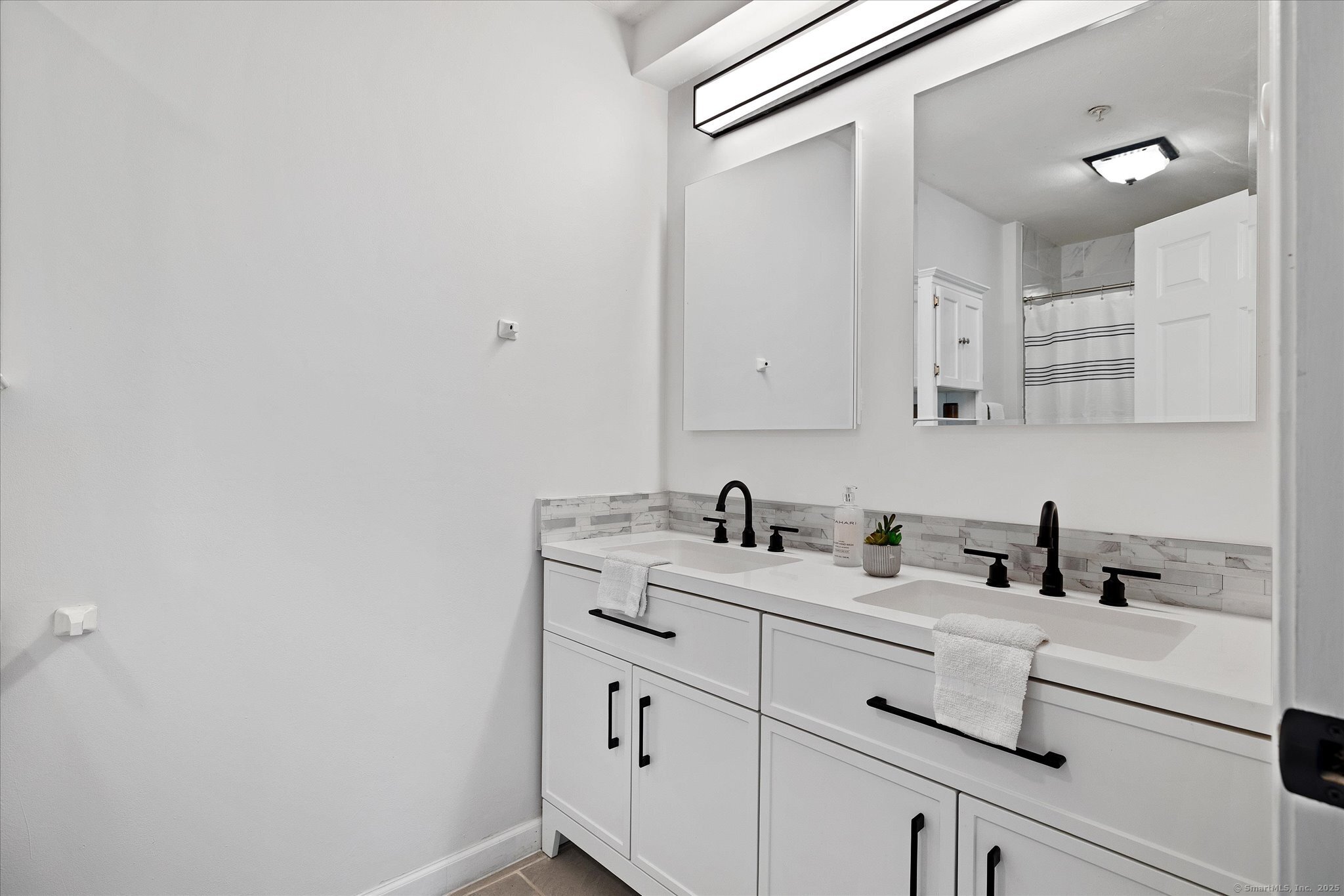 34 Pleasant Street, Unit 8 Plainfield, CT 06374 - Photo 5 of 19