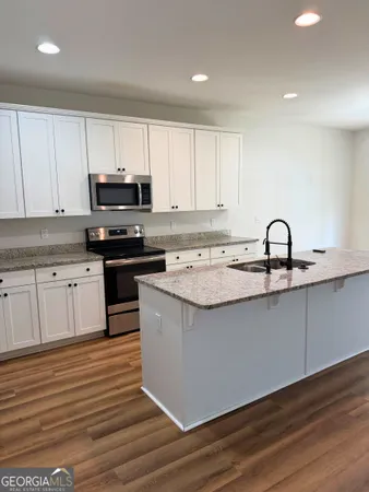 $2,450 | 249 Daniel Trent Way, Kingsland, GA 31548