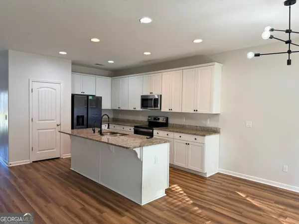 $2,450 | 249 Daniel Trent Way, Kingsland, GA 31548