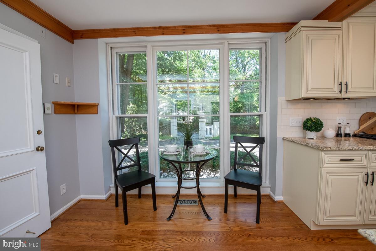 502 Oak Grove Lane Wayne, PA 19087 - Photo 14 of 67 Eat in