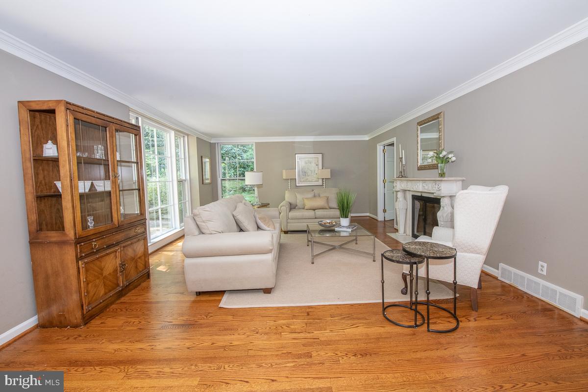 502 Oak Grove Lane Wayne, PA 19087 - Photo 26 of 67 Formal Living room with marble fireplace