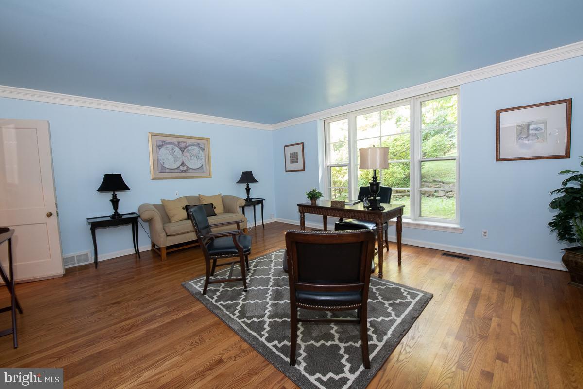 502 Oak Grove Lane Wayne, PA 19087 - Photo 34 of 67