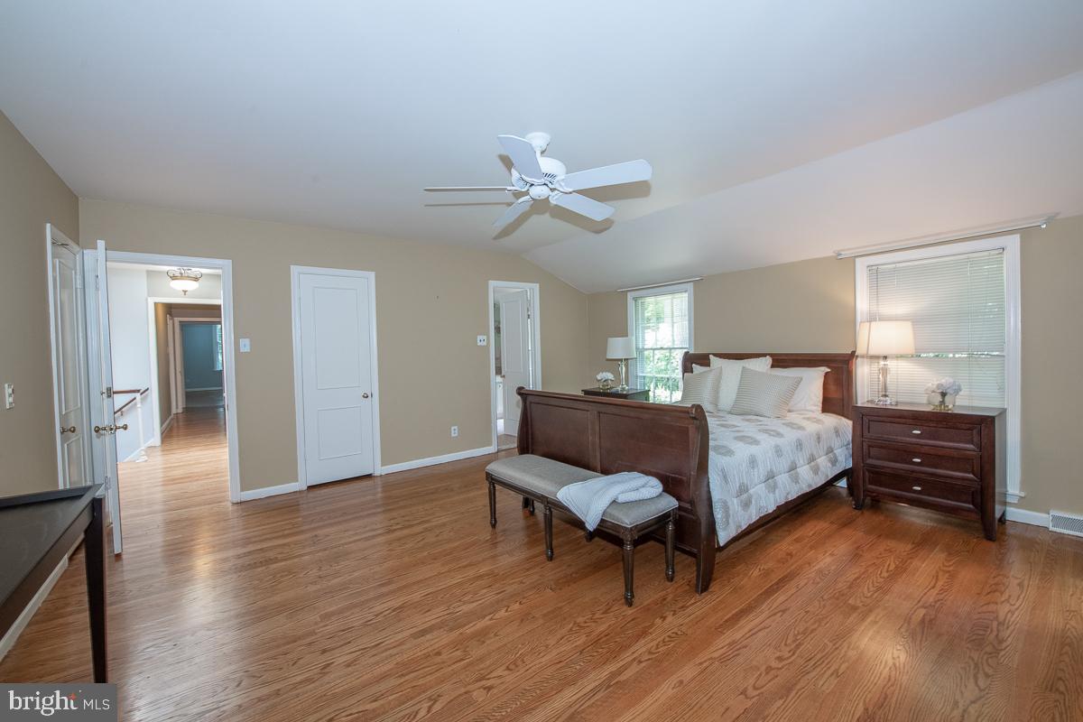 502 Oak Grove Lane Wayne, PA 19087 - Photo 43 of 67 Master bedroom