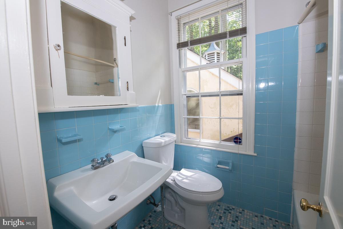 502 Oak Grove Lane Wayne, PA 19087 - Photo 52 of 67