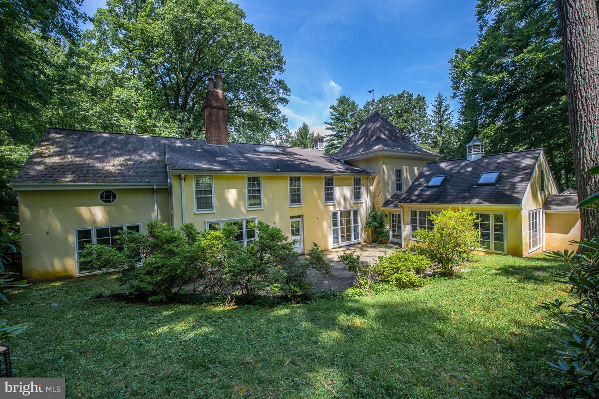 502 Oak Grove Lane Wayne, PA 19087 - Photo 63 of 67 Rear of home