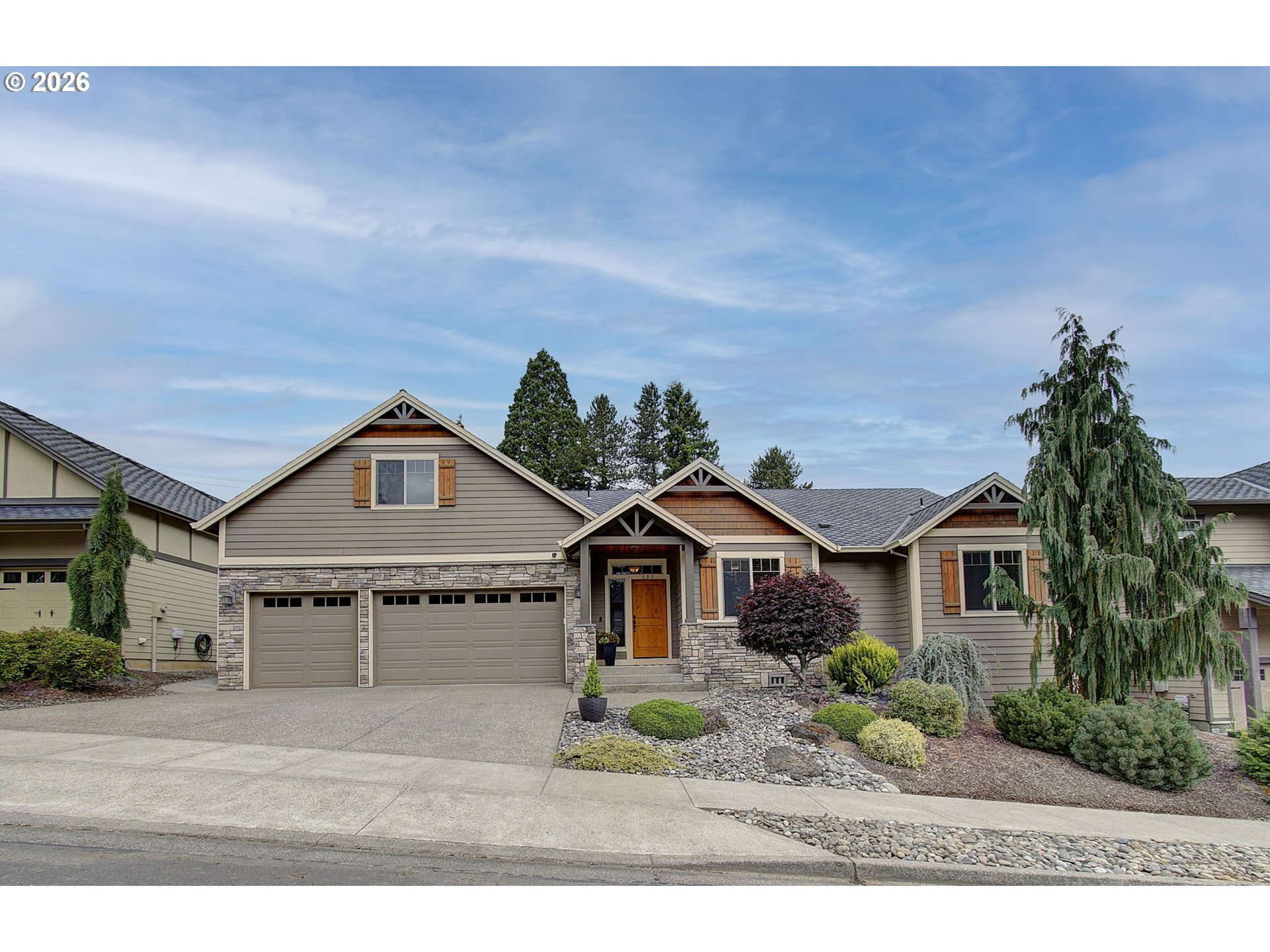 553 Southeast 23rd Terrace Gresham, OR 97080 - Photo 2 of 41