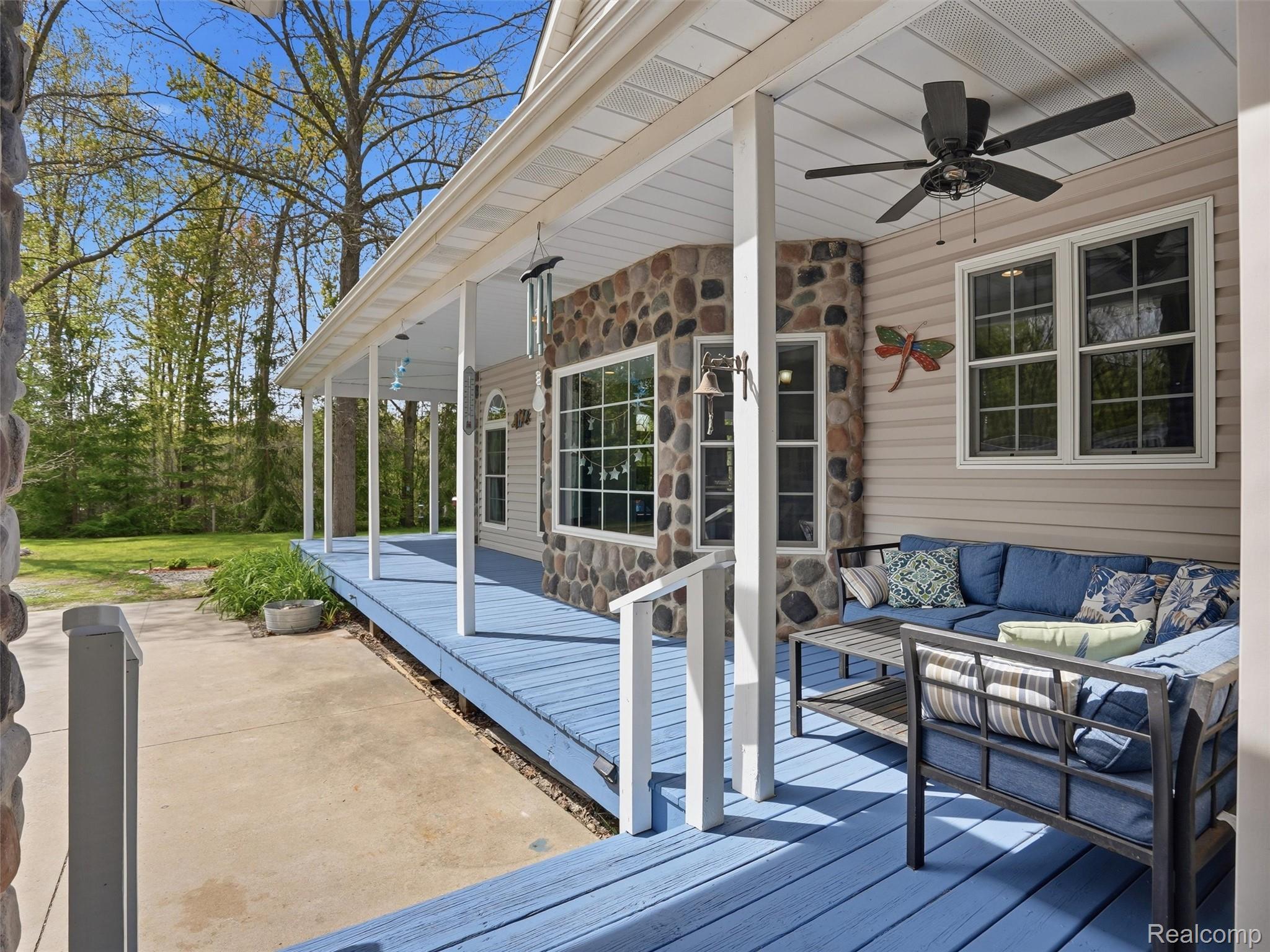 5790 Roberts Road Marine City, MI 48039 - Photo 6 of 72 07-DSC08727.jpg