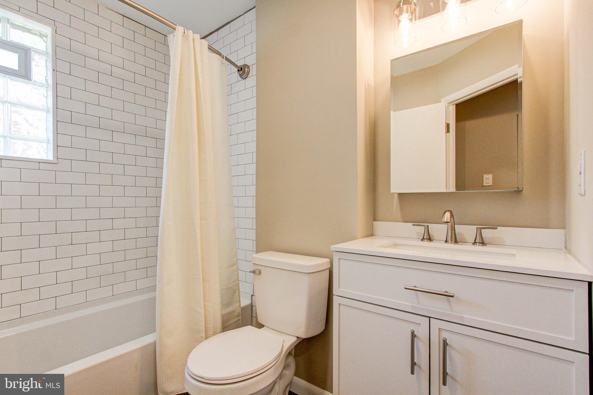 9019 Cloverly Road Philadelphia, PA 19136 - Photo 21 of 41 Gallery Image 21