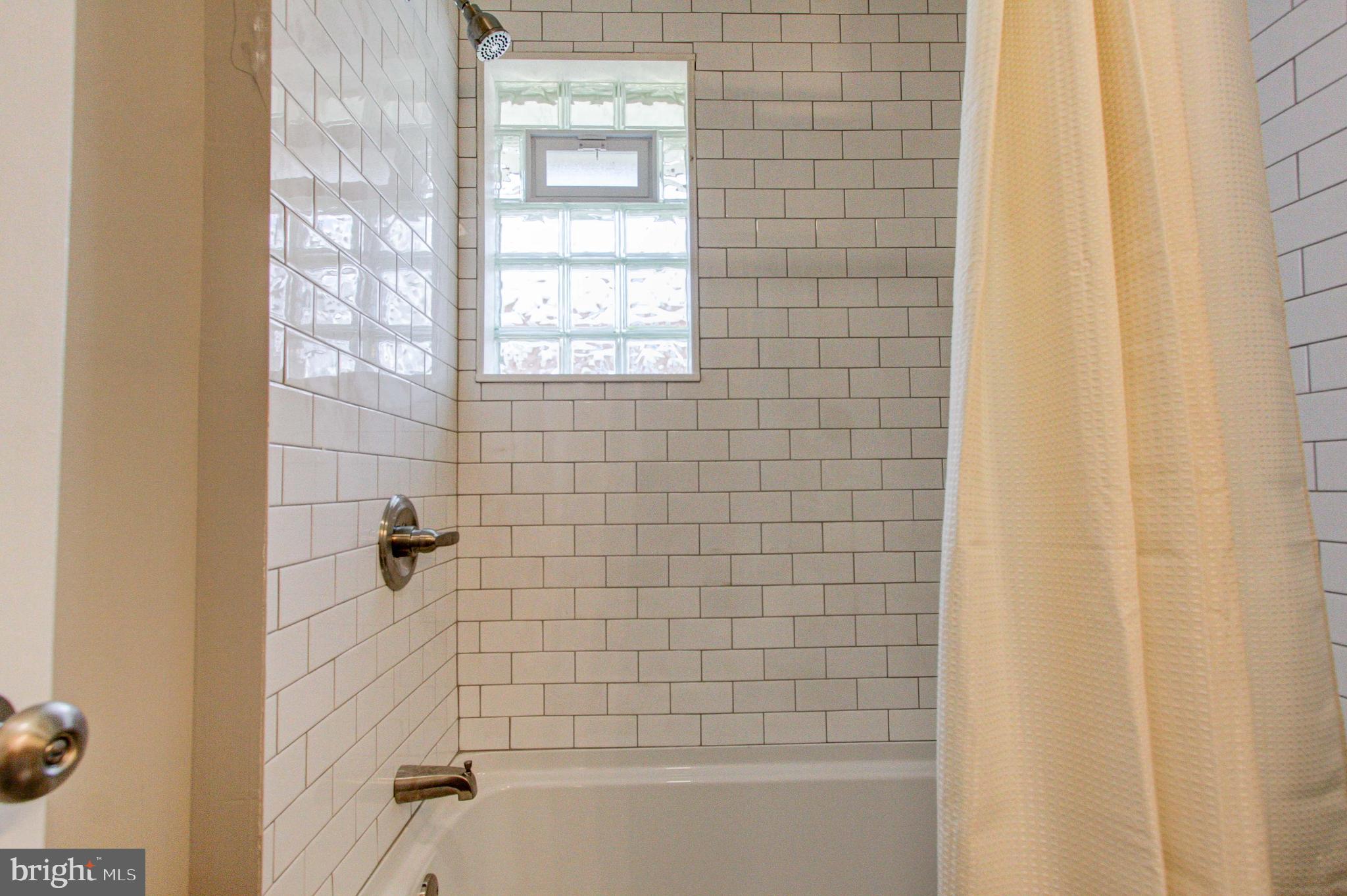 9019 Cloverly Road Philadelphia, PA 19136 - Photo 22 of 41 Gallery Image 22