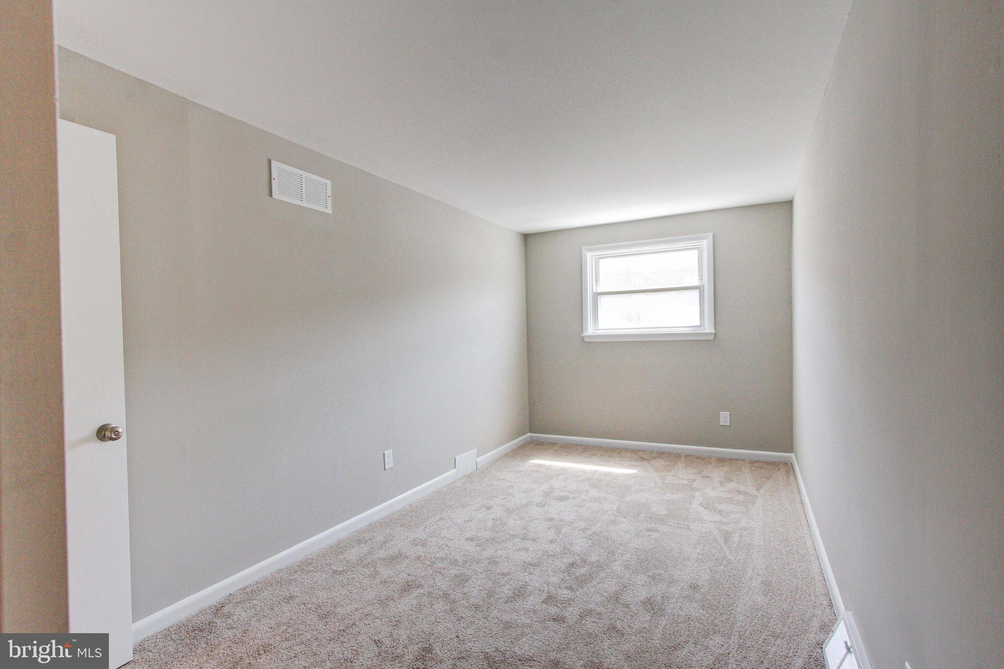 9019 Cloverly Road Philadelphia, PA 19136 - Photo 32 of 41 Gallery Image 32