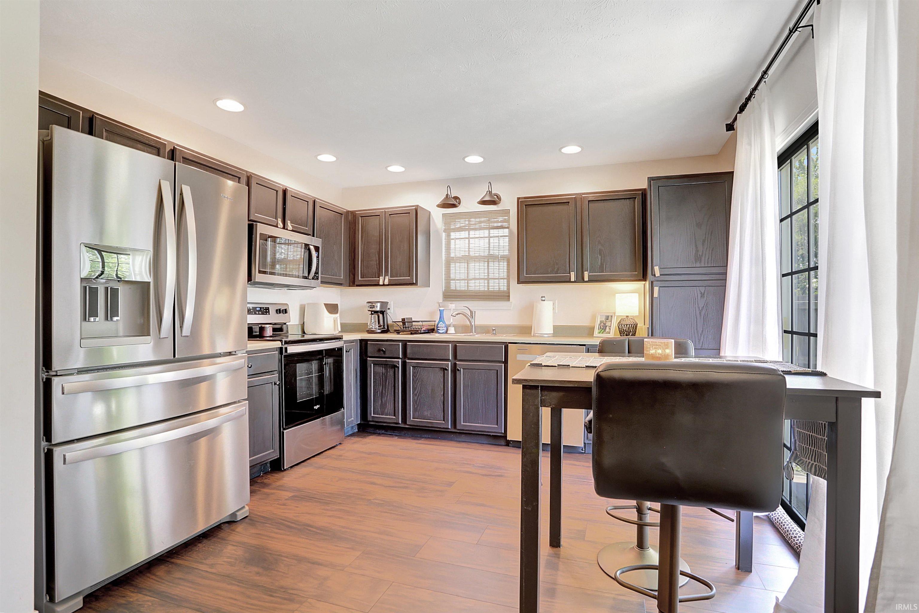 10010 Chatteris Road Evansville, IN 47725 - Photo 11 of 28 Gallery Image 11