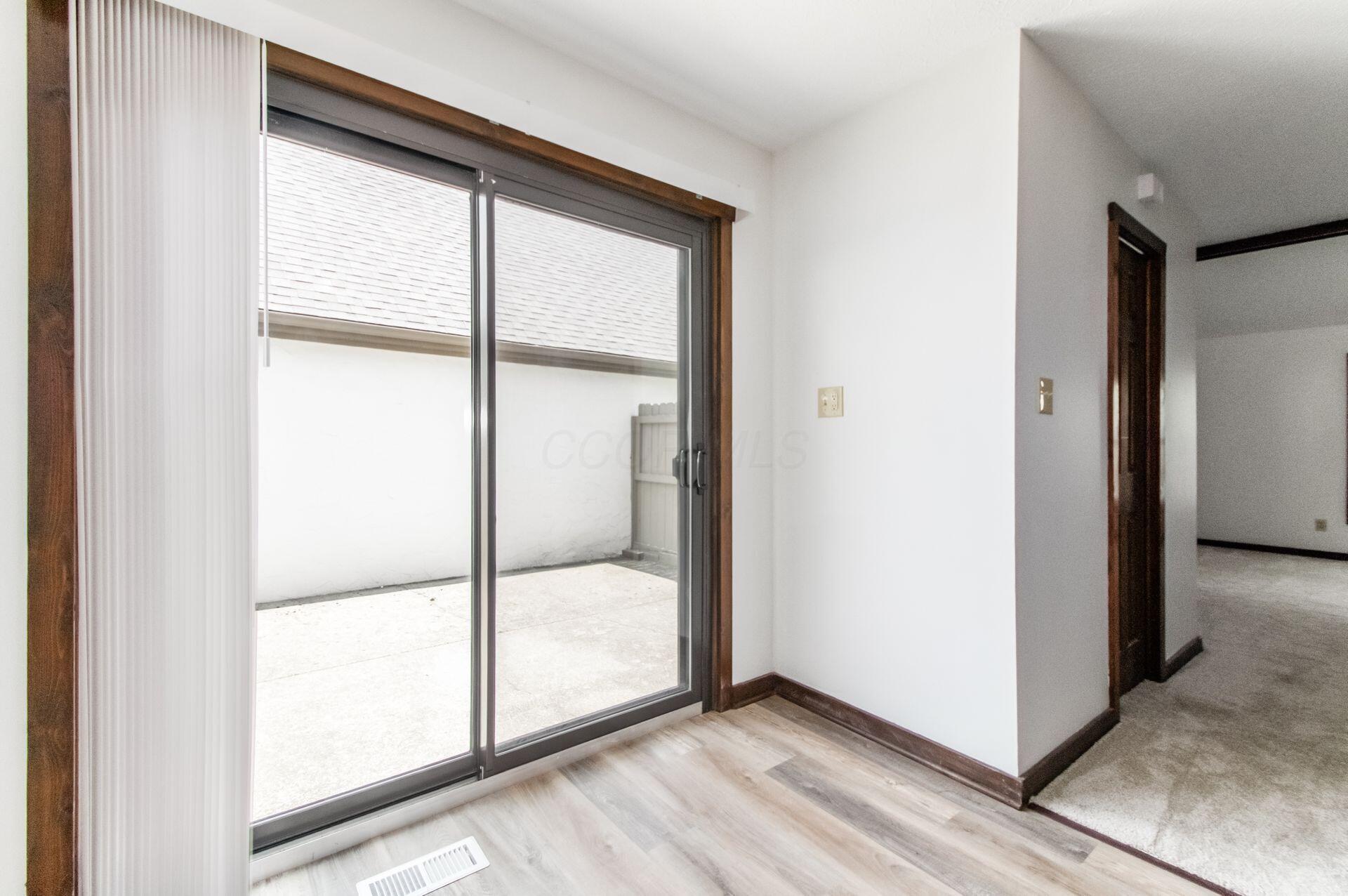 434 Edinburgh Road Dublin, OH 43017 - Photo 8 of 25