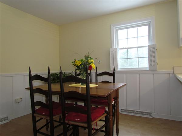 22 White Road Wayland, MA 01778 - Photo 4 of 20 a dining room with furniture and window