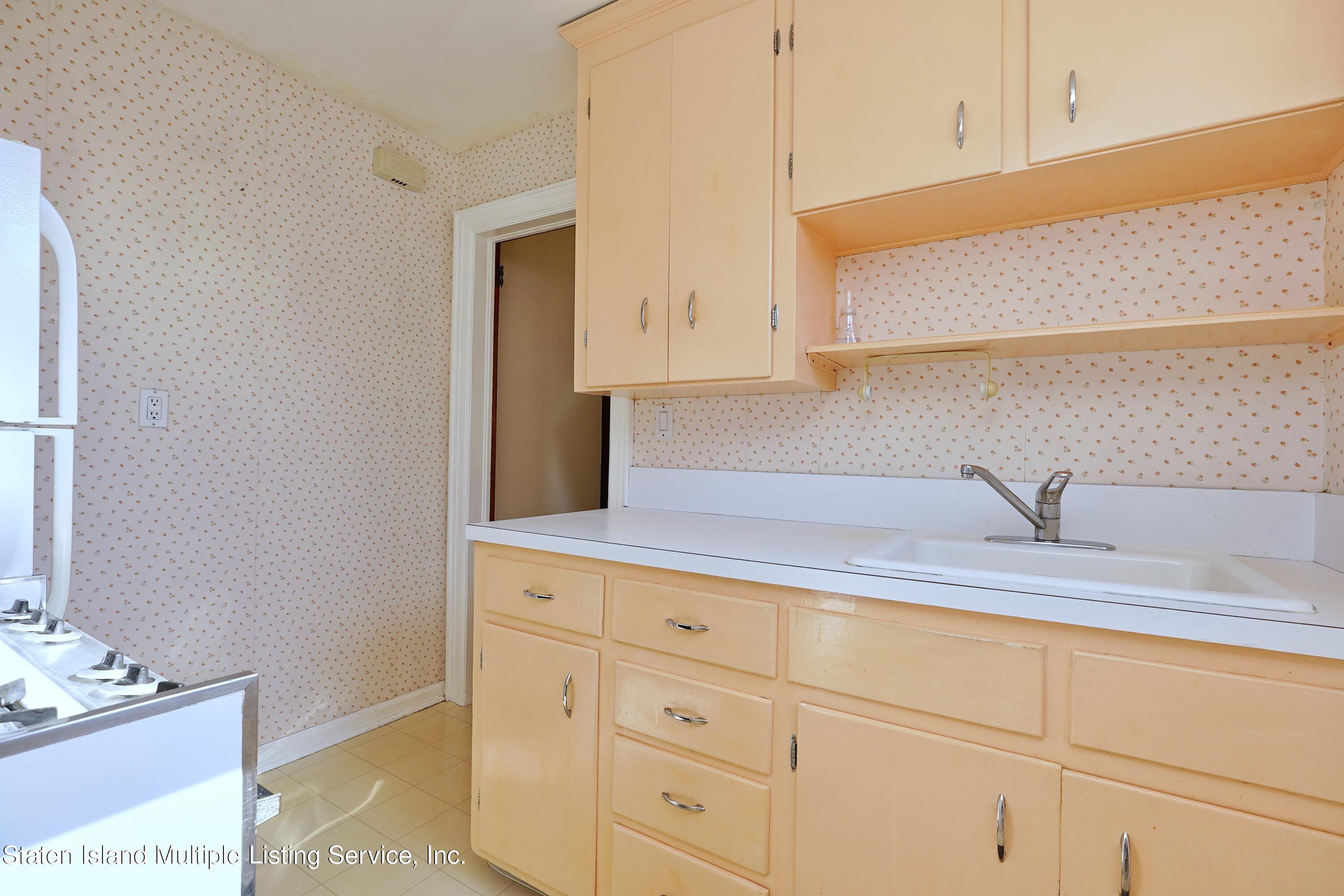 44 Forest Road Staten Island, NY 10304 - Photo 19 of 31 Photo Feb 01 2023, 9 13 47 AM