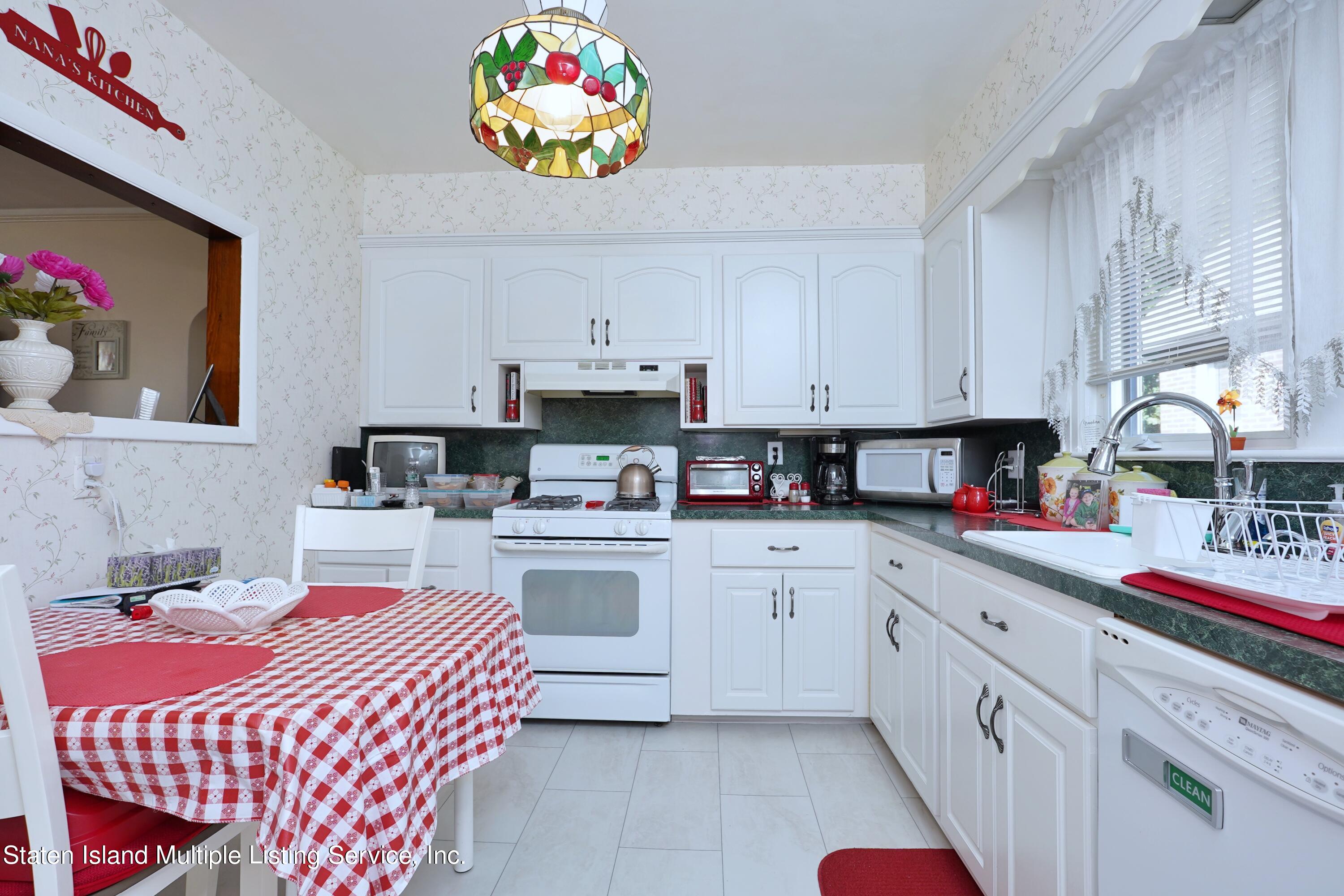 44 Forest Road Staten Island, NY 10304 - Photo 8 of 31 Photo Feb 01 2023, 9 06 39 AM