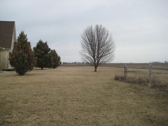 1205 North 36th Road Ottawa, IL 61350 - Photo 3 of 12