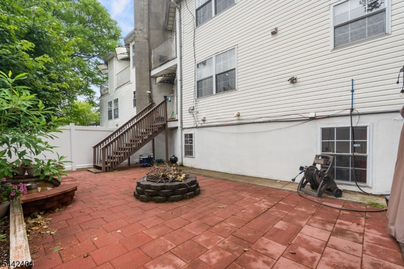 640 Riverside Avenue Lyndhurst, NJ 07071 - Photo 25 of 27