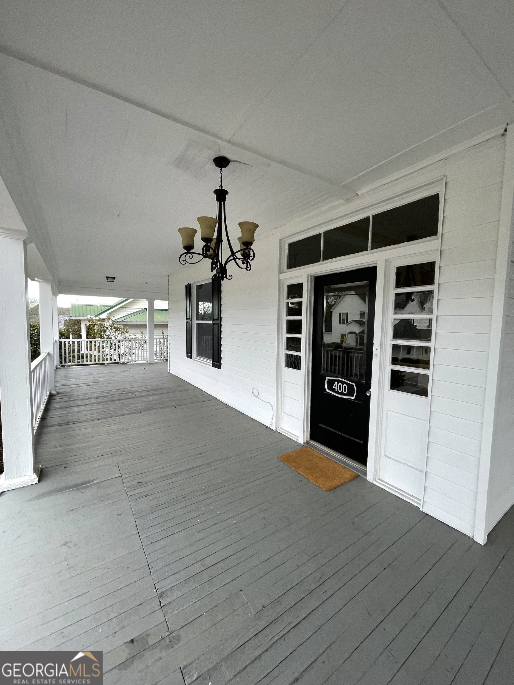 400 West Gordon Street Thomaston, GA 30286 - Photo 2 of 43 a view of a livingroom with a furniture