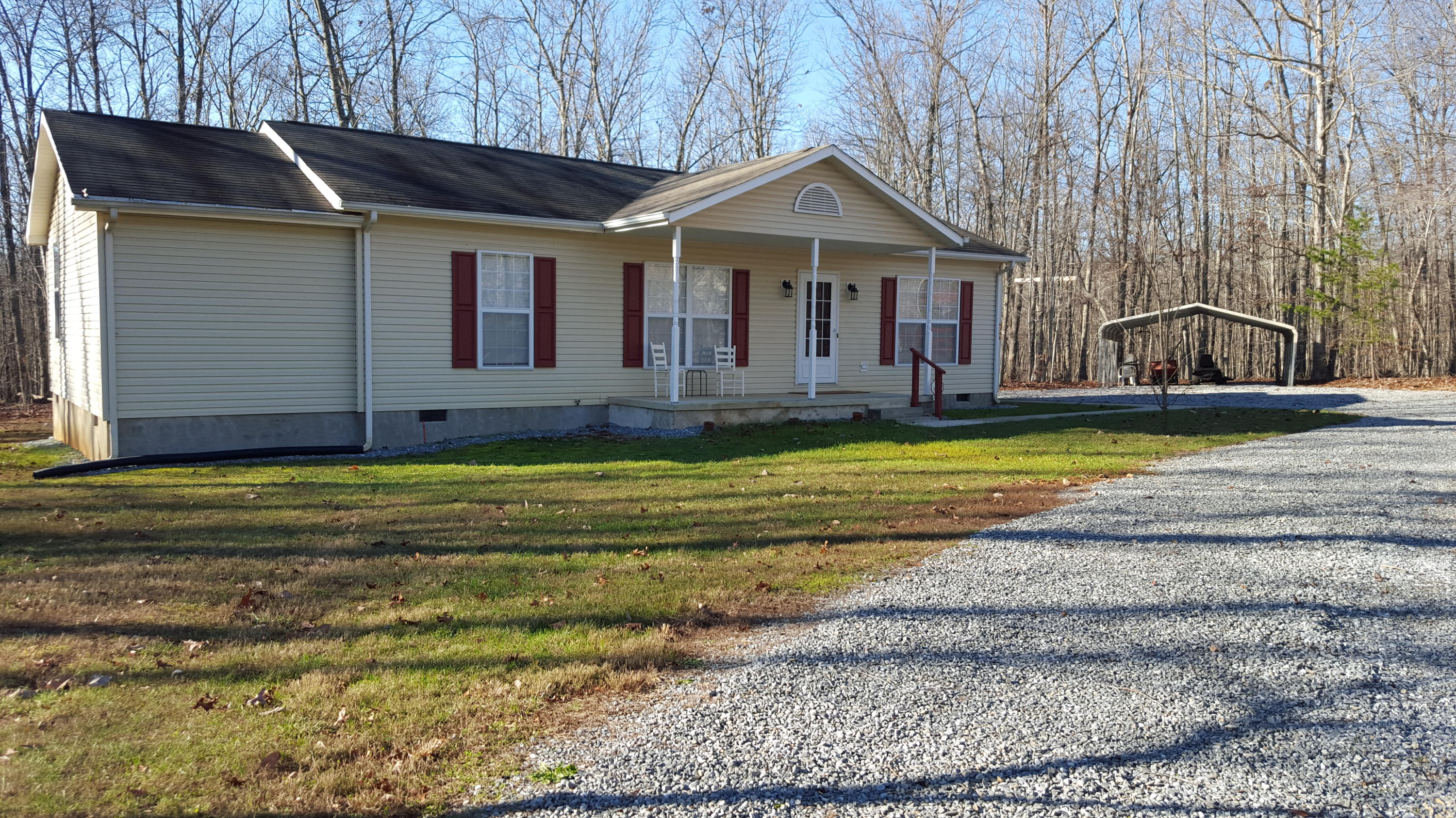 6099 Carters Mill Road Huddleston, VA 24104 - Photo 11 of 40 Front of home
