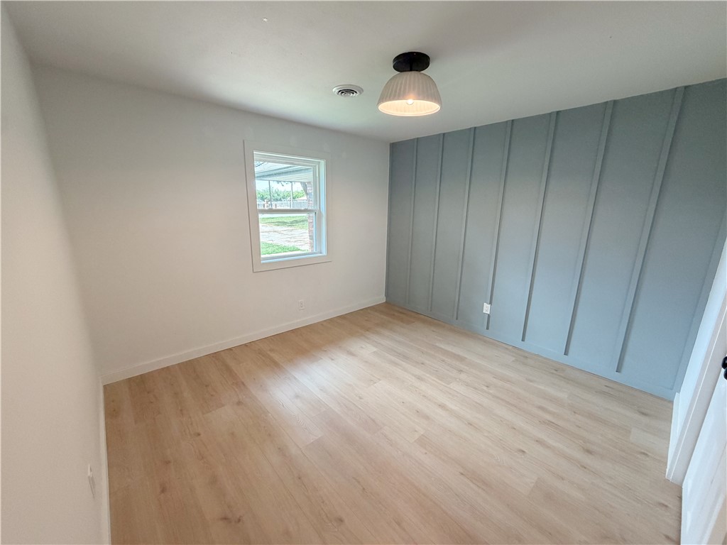 5811 Primrose Road Lowell, AR 72745 - Photo 20 of 39 Gallery Image 20