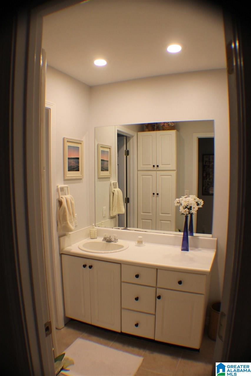 5178 South Shades Crest Road Bessemer, AL 35022 - Photo 33 of 49
