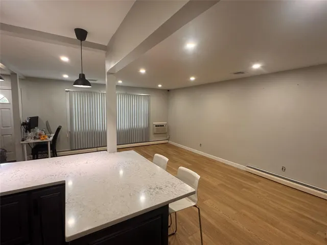 $3,800 | 239 Lake Avenue, Deer Park, NY 11729