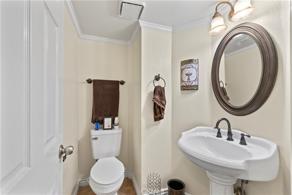 9715 Louise Way Rancho Cucamonga, CA 91730 - Photo 24 of 37