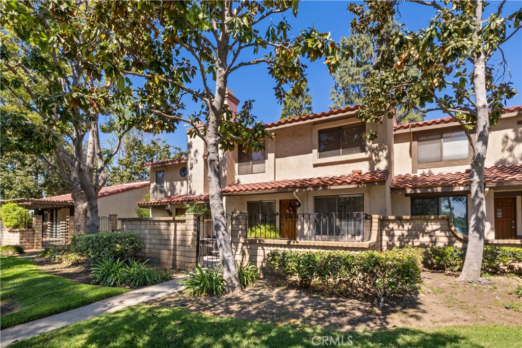 9715 Louise Way Rancho Cucamonga, CA 91730 - Photo 3 of 37