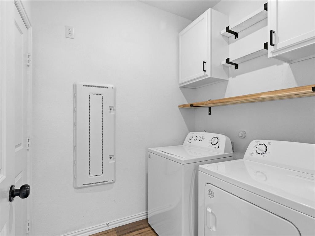 16936 Post Cedar Drive Justin, TX 76247 - Photo 21 of 30 Laundry room