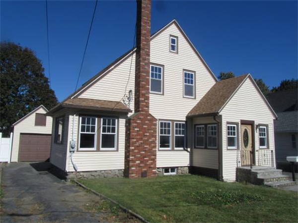 8 Dybeck Street Worcester, MA 01607 - Photo 2 of 13 Gallery Image 2
