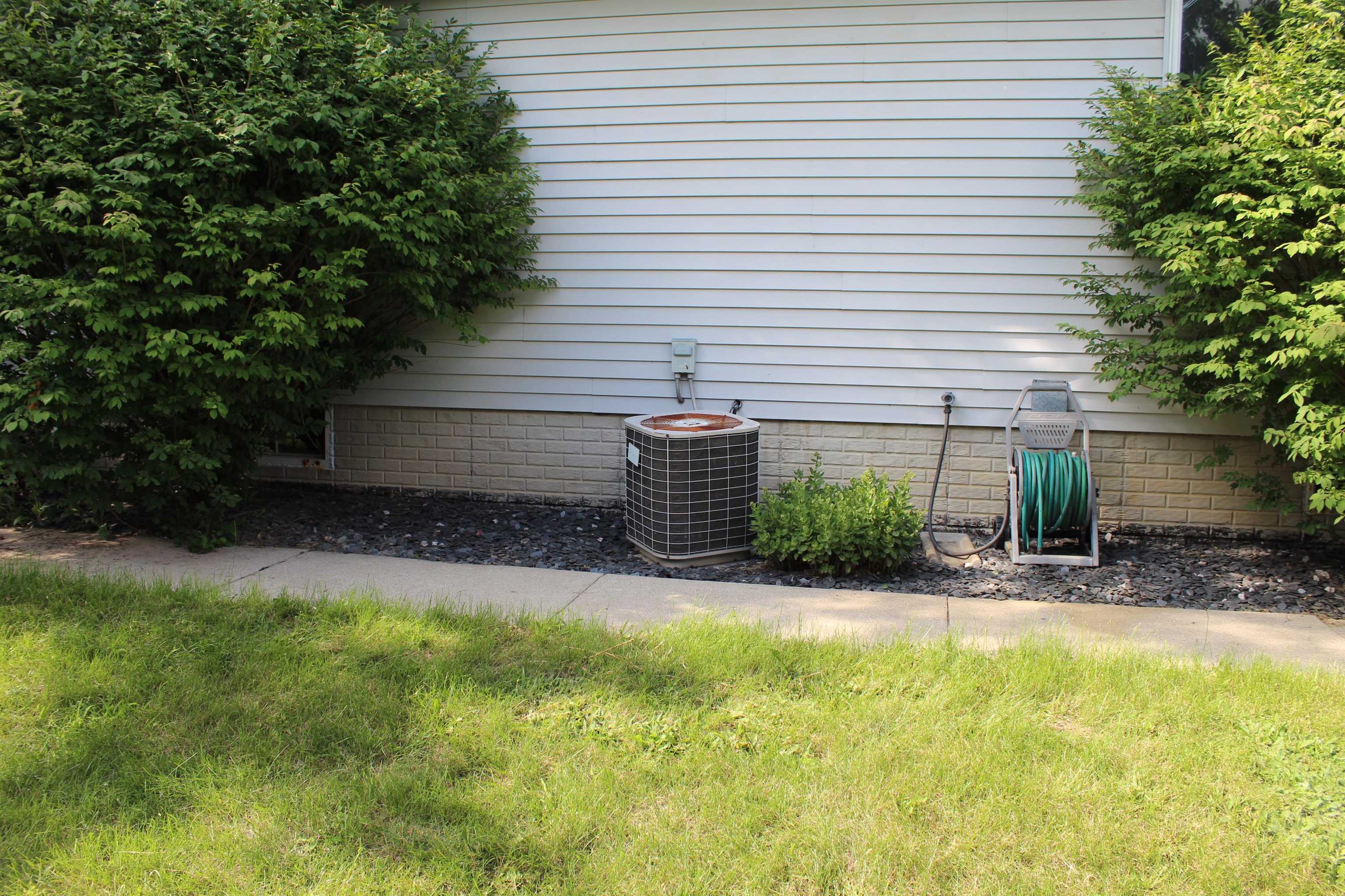 9421 Elms Road Clio, MI 48420 - Photo 28 of 38 Gallery Image 28