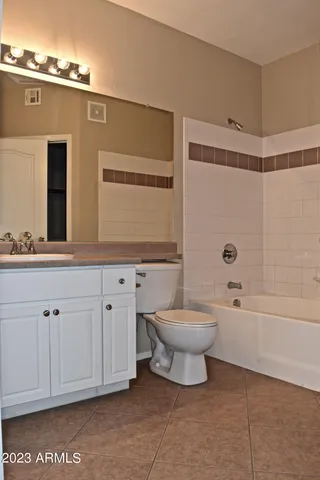 $1,700 | 1701 East Colter Street, Unit 185, Phoenix, AZ 85016