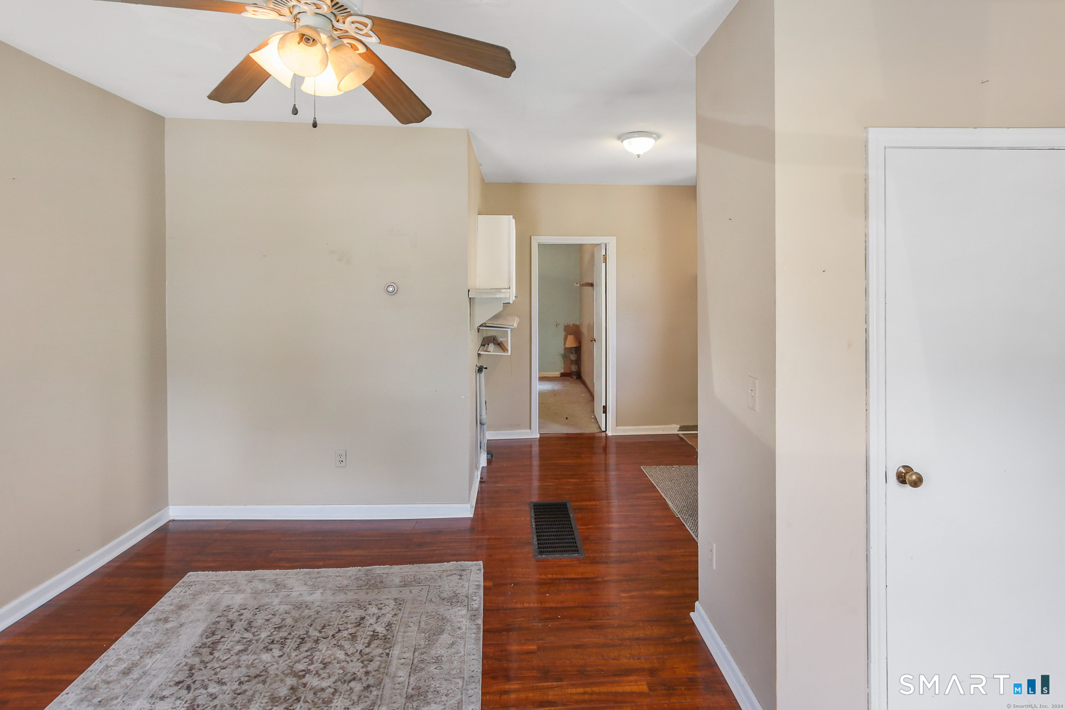 385 Putnam Pike Killingly, CT 06241 - Photo 16 of 36