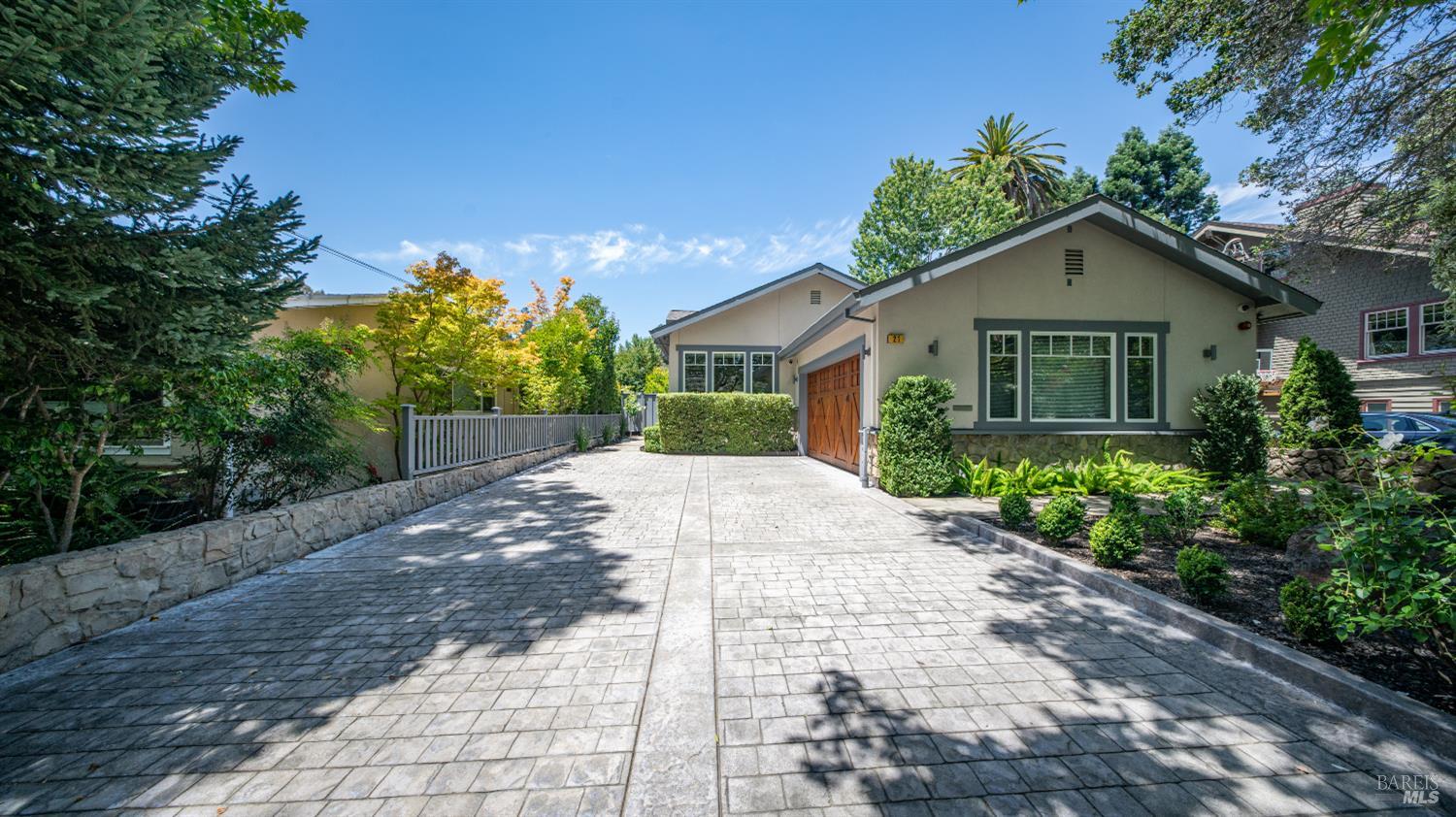 21 Eye Street San Rafael, CA 94901 - Photo 4 of 92