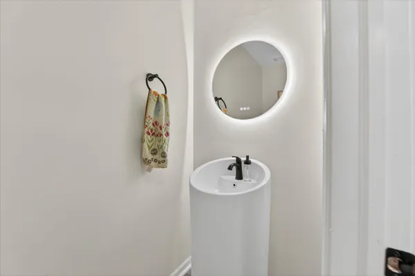 $689,000 | 177 West Willis Road, Saline, MI 48176