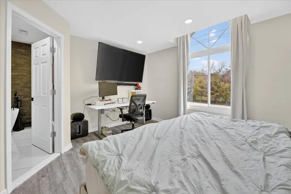 $689,000 | 177 West Willis Road, Saline, MI 48176