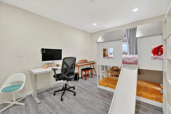 $689,000 | 177 West Willis Road, Saline, MI 48176