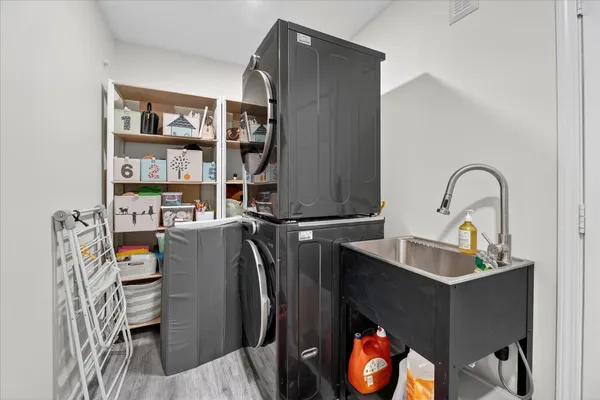 $689,000 | 177 West Willis Road, Saline, MI 48176