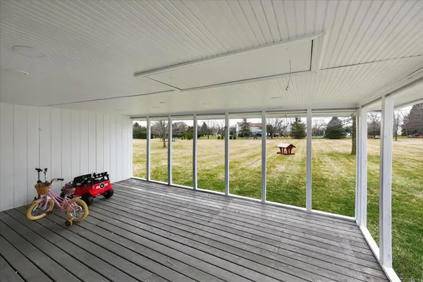 $689,000 | 177 West Willis Road, Saline, MI 48176