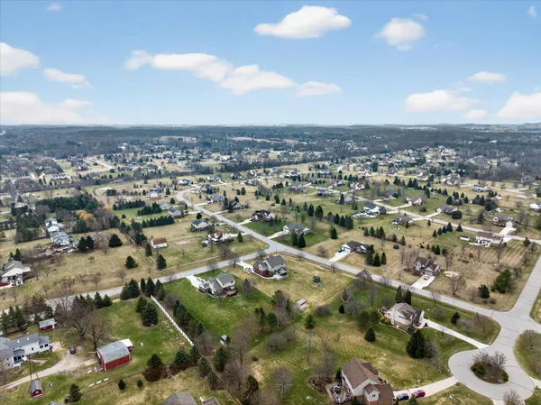 $689,000 | 177 West Willis Road, Saline, MI 48176