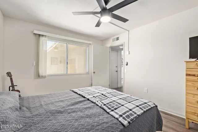 $220,000 | 17634 North 102nd Drive, Sun City, AZ 85373