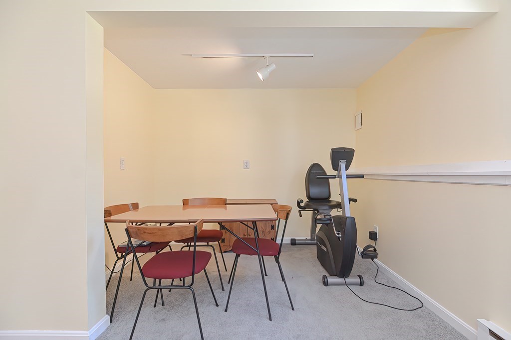 18 Peabody Road Shirley, MA 01464 - Photo 23 of 36