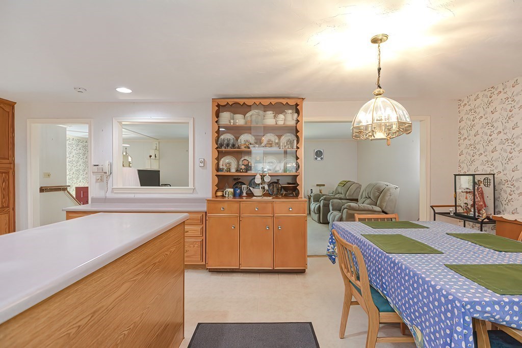 18 Peabody Road Shirley, MA 01464 - Photo 8 of 36