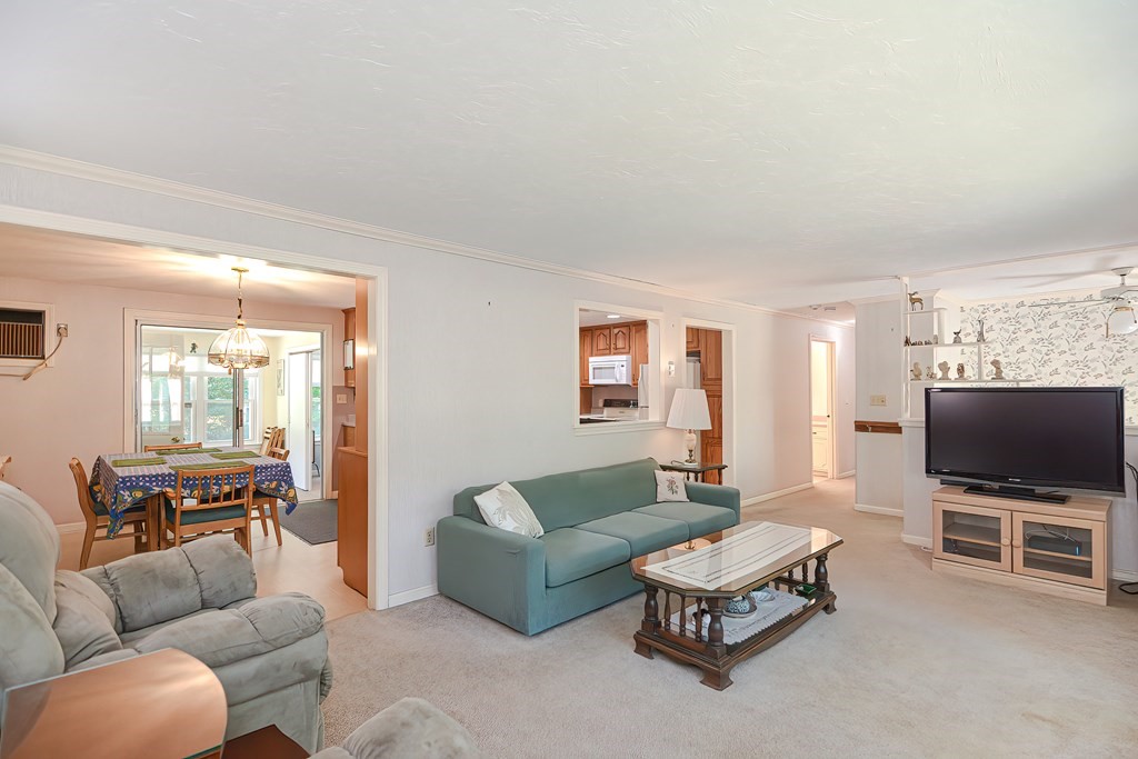 18 Peabody Road Shirley, MA 01464 - Photo 10 of 36
